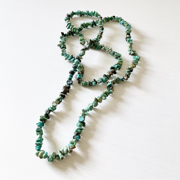 Genuine natural turquoise chip nugget strand necklace - Picture 3 of 7